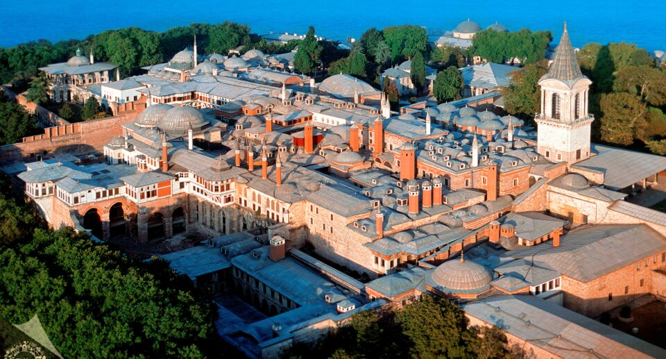 Explore the timeless allure of Topkapi Palace in Istanbul. Discover its rich history, stunning architecture, and hidden treasures.