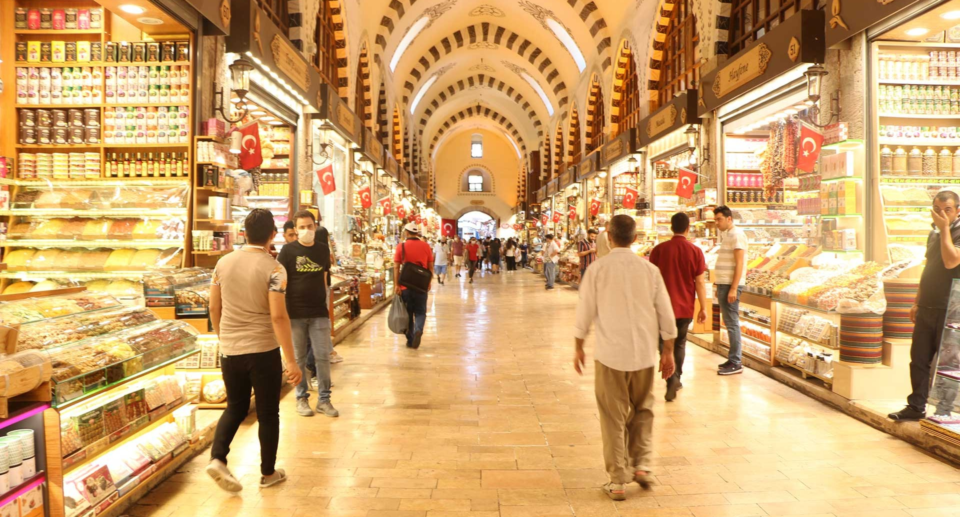 Istanbul’s Spice Bazaar: Dive into a World of Aromas